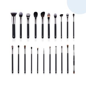 PAC Cosmetics - Absolute Basics Brush Series